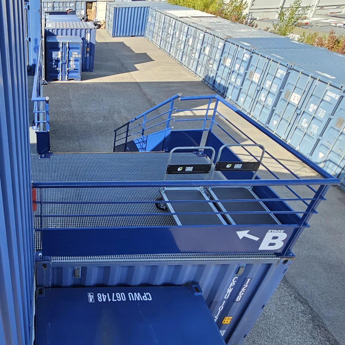 Rambarde escalier containers